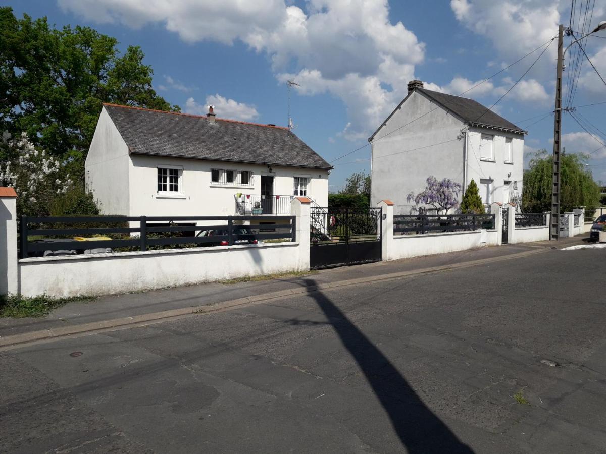 Sur Les Bords De Loire Apartment Montlouis-sur-Loire Exterior foto